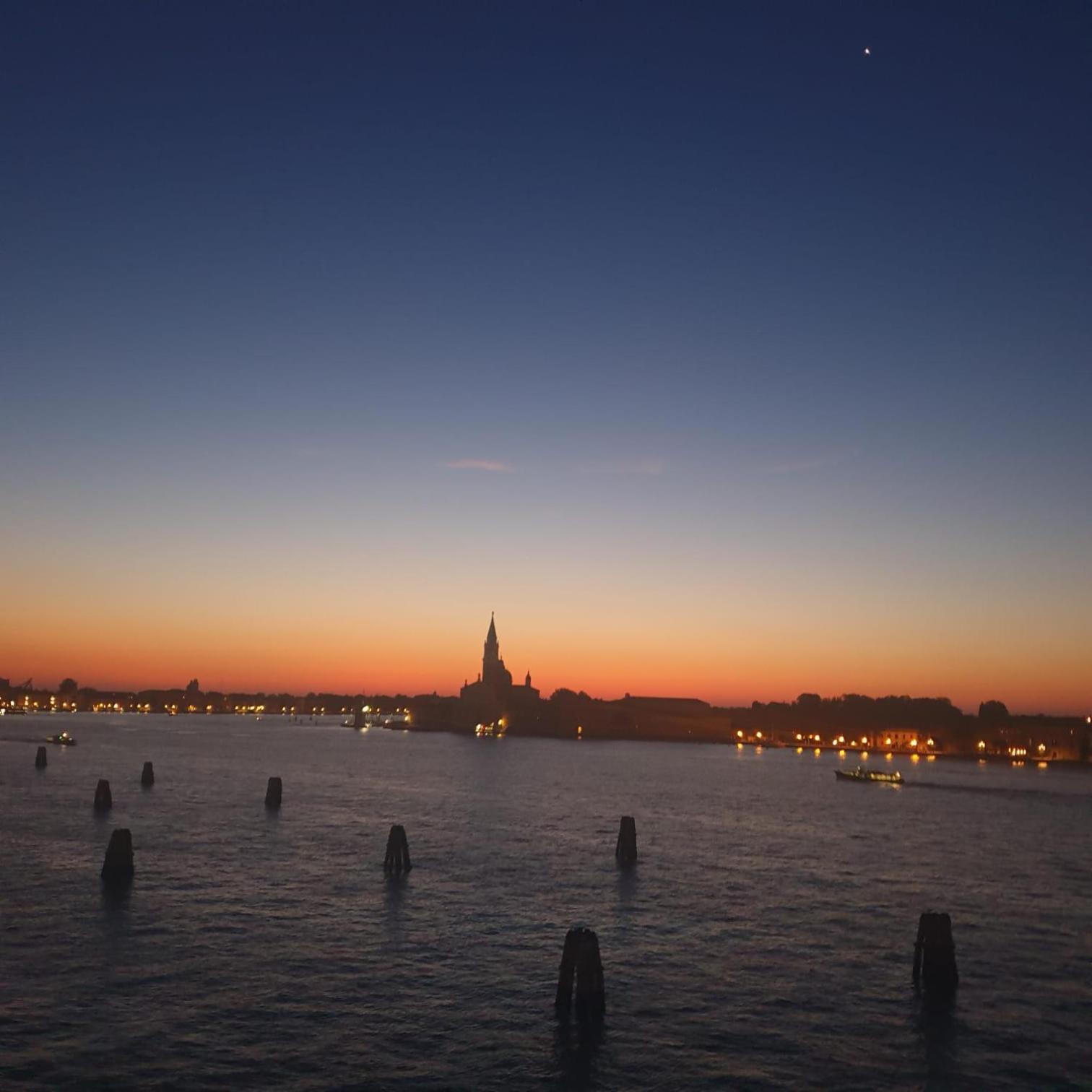 Mimi'S Loft Apartment Venice Luaran gambar